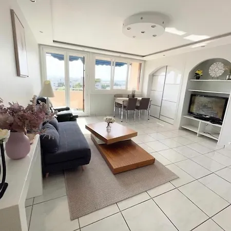 Apartment Spacious &nice With Balcony And Parking